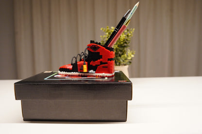 AJ Bred Sneaker Collectible – Block Build Kit